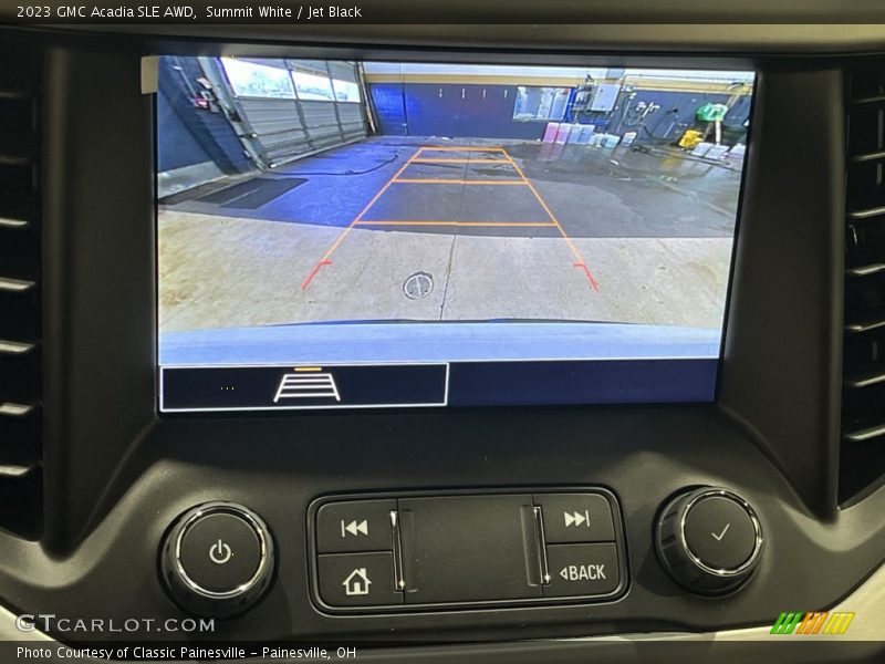 Summit White / Jet Black 2023 GMC Acadia SLE AWD