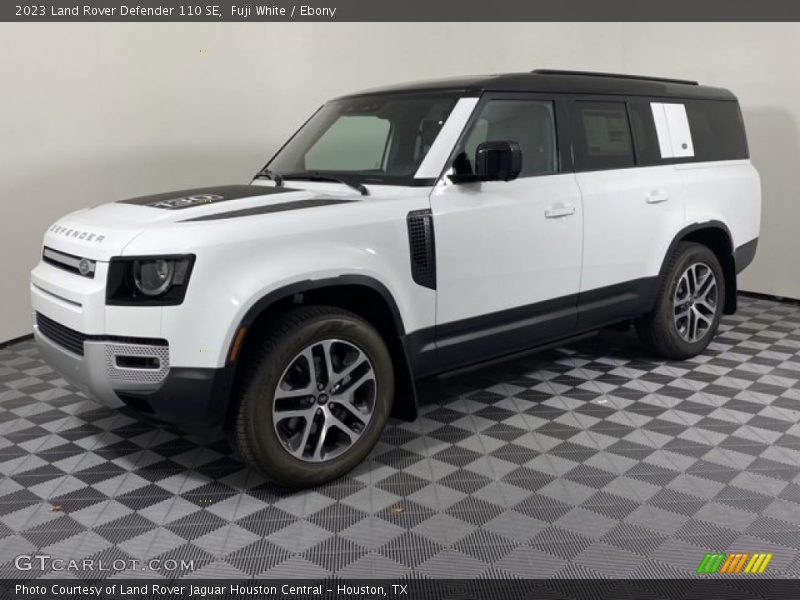  2023 Defender 110 SE Fuji White