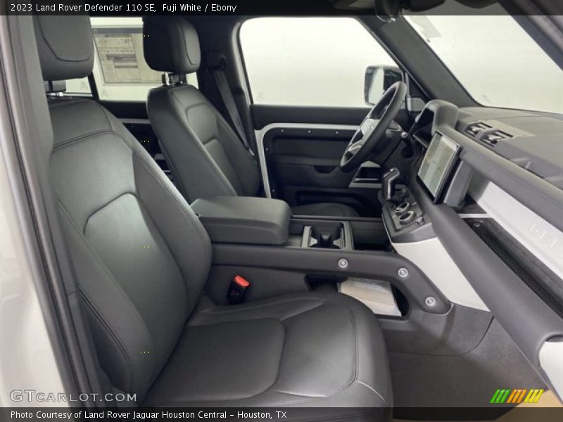 Fuji White / Ebony 2023 Land Rover Defender 110 SE