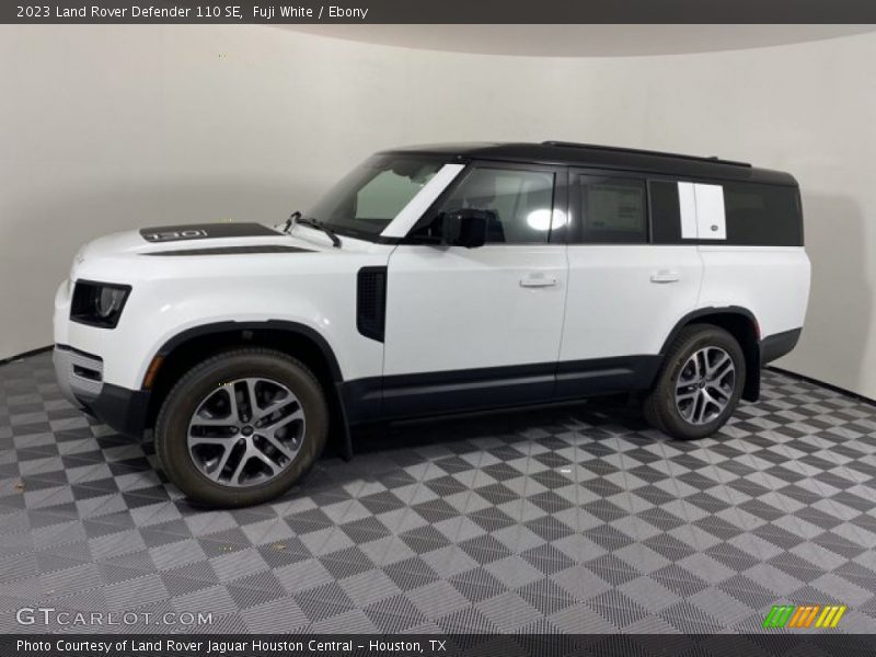 Fuji White / Ebony 2023 Land Rover Defender 110 SE