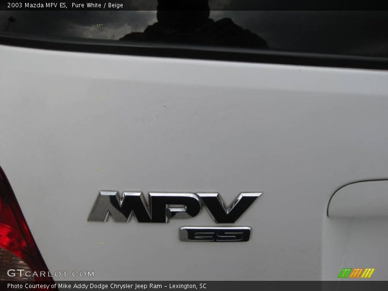 Pure White / Beige 2003 Mazda MPV ES