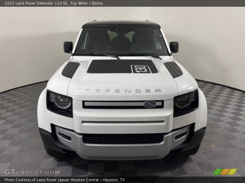  2023 Defender 110 SE Fuji White