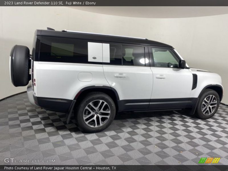 Fuji White / Ebony 2023 Land Rover Defender 110 SE
