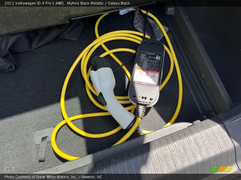 Mythos Black Metallic / Galaxy Black 2021 Volkswagen ID.4 Pro S AWD