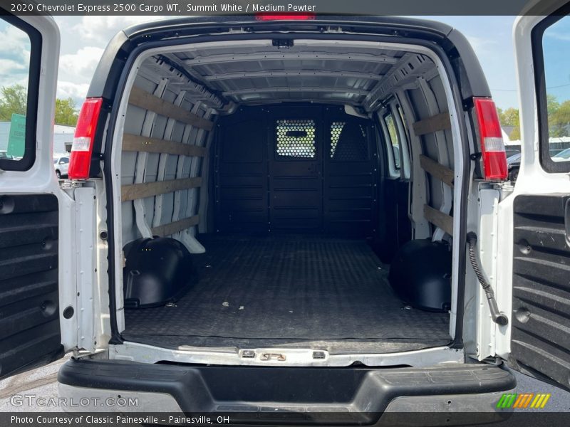 Summit White / Medium Pewter 2020 Chevrolet Express 2500 Cargo WT
