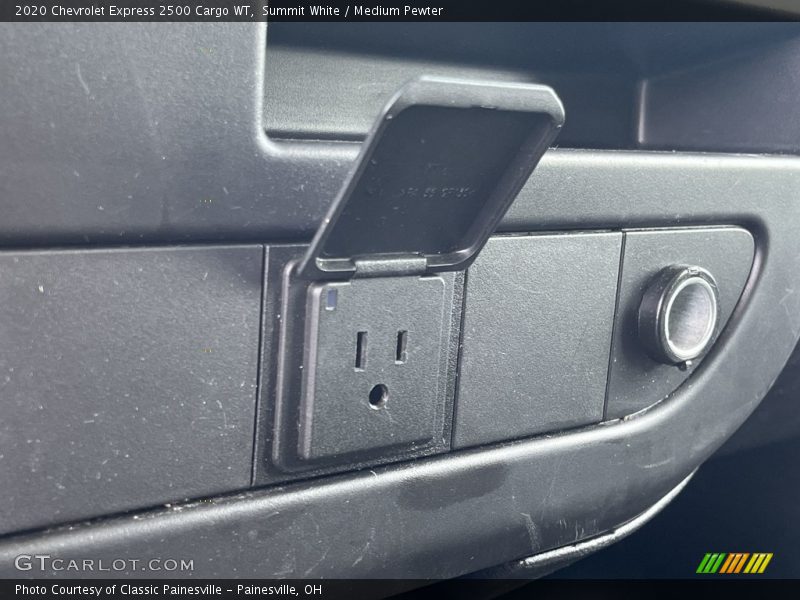 Summit White / Medium Pewter 2020 Chevrolet Express 2500 Cargo WT