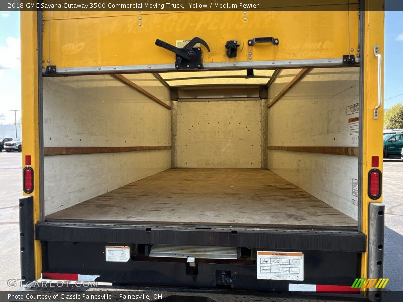 Yellow / Medium Pewter 2018 GMC Savana Cutaway 3500 Commercial Moving Truck