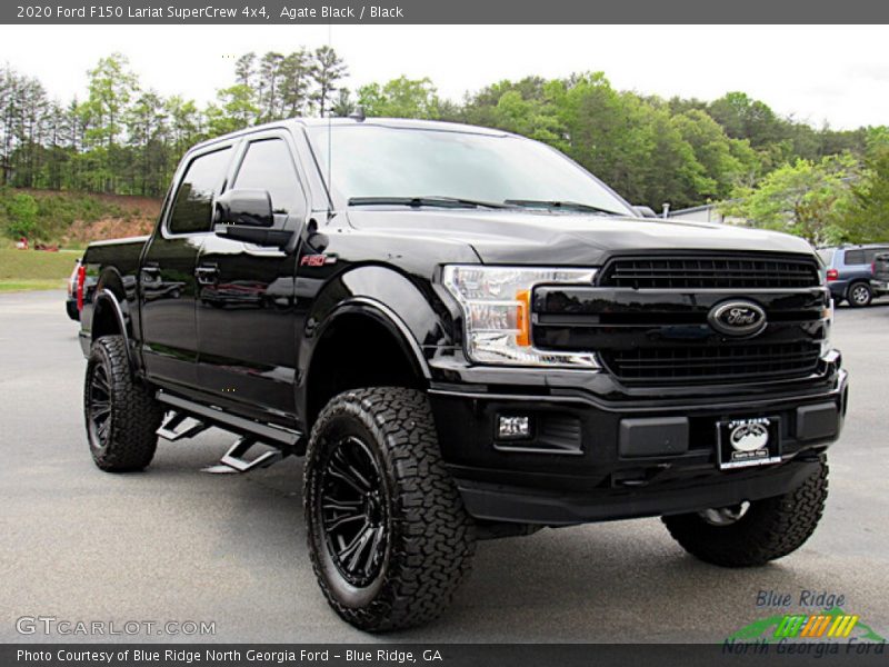 Front 3/4 View of 2020 F150 Lariat SuperCrew 4x4