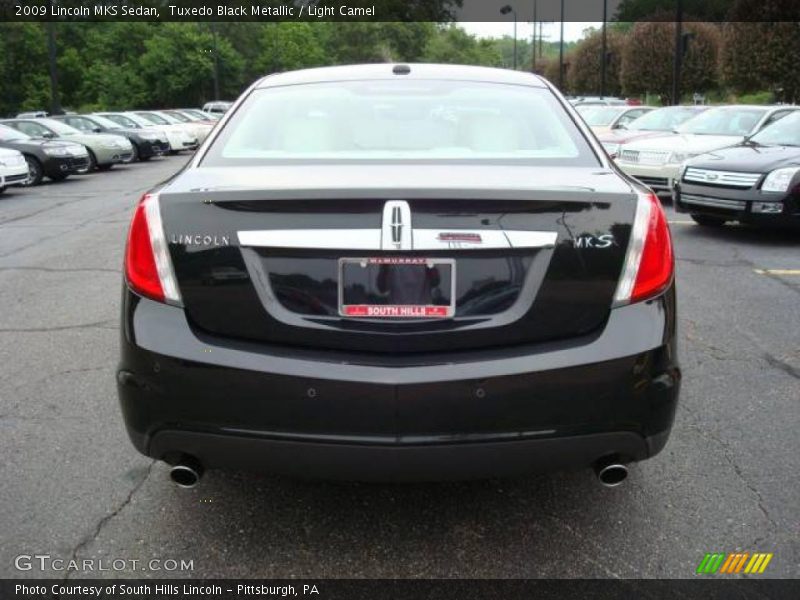 Tuxedo Black Metallic / Light Camel 2009 Lincoln MKS Sedan