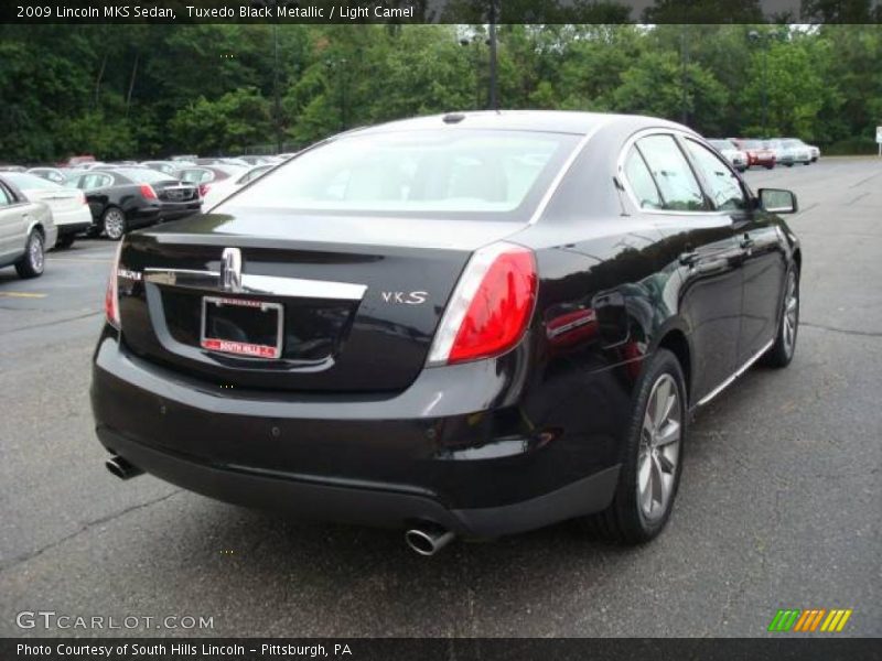 Tuxedo Black Metallic / Light Camel 2009 Lincoln MKS Sedan