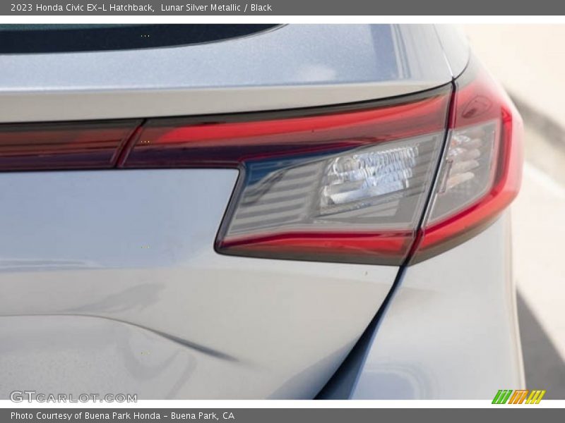 Lunar Silver Metallic / Black 2023 Honda Civic EX-L Hatchback
