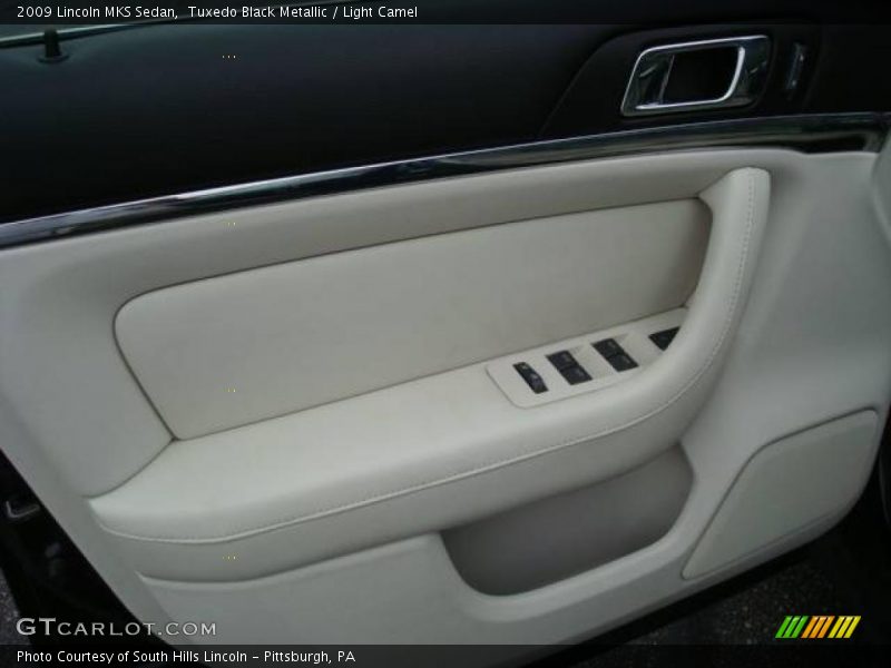 Tuxedo Black Metallic / Light Camel 2009 Lincoln MKS Sedan