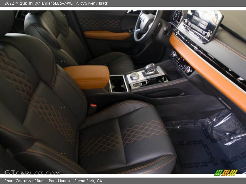 Alloy Silver / Black 2022 Mitsubishi Outlander SEL S-AWC