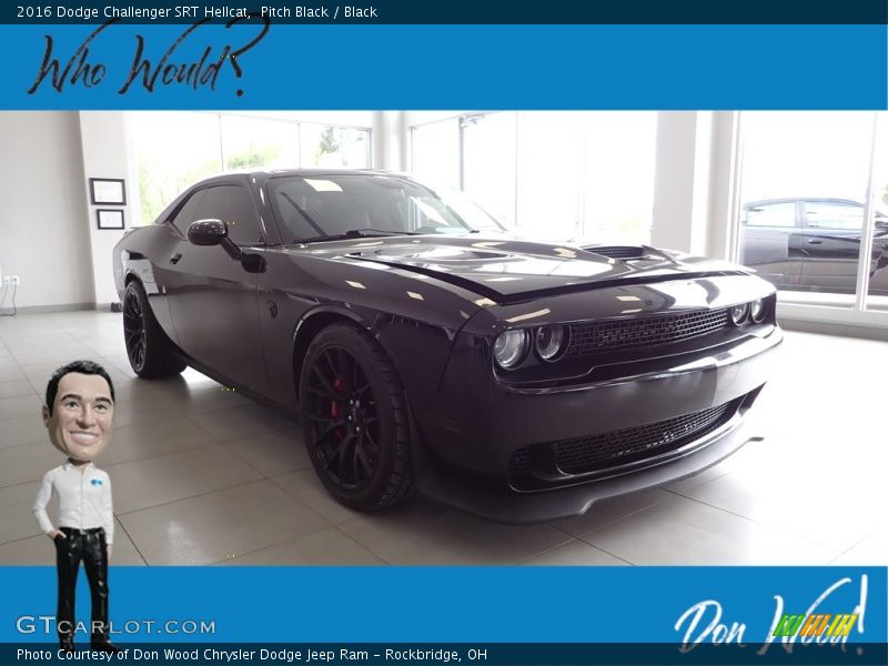 Pitch Black / Black 2016 Dodge Challenger SRT Hellcat