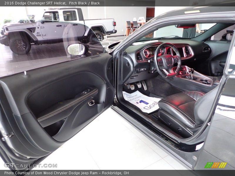 Pitch Black / Black 2016 Dodge Challenger SRT Hellcat