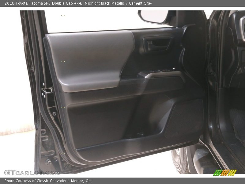 Midnight Black Metallic / Cement Gray 2018 Toyota Tacoma SR5 Double Cab 4x4