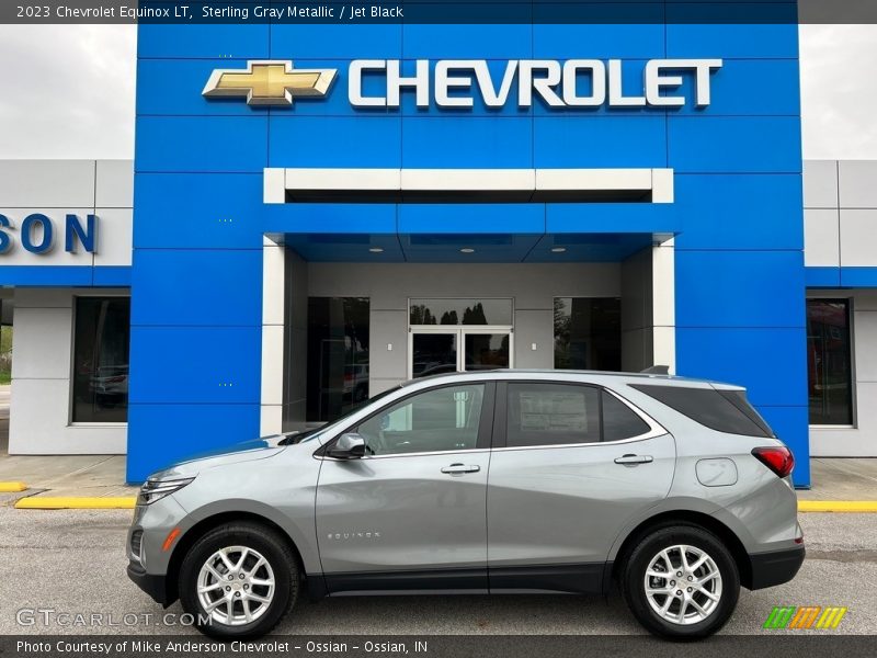 Sterling Gray Metallic / Jet Black 2023 Chevrolet Equinox LT