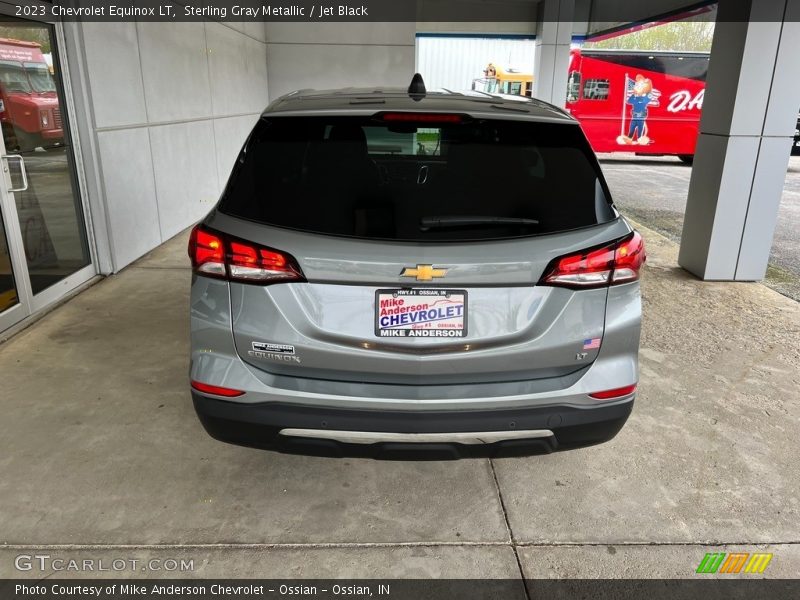 Sterling Gray Metallic / Jet Black 2023 Chevrolet Equinox LT