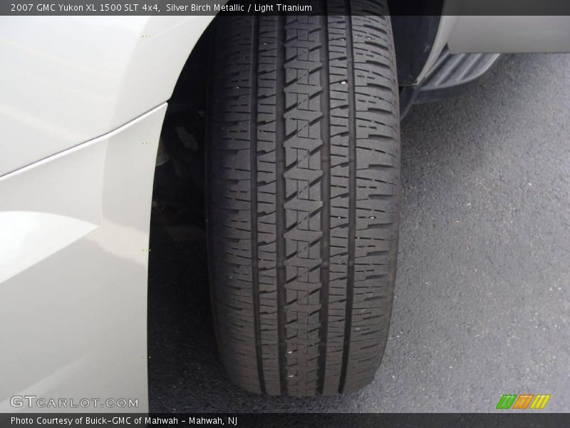 Silver Birch Metallic / Light Titanium 2007 GMC Yukon XL 1500 SLT 4x4