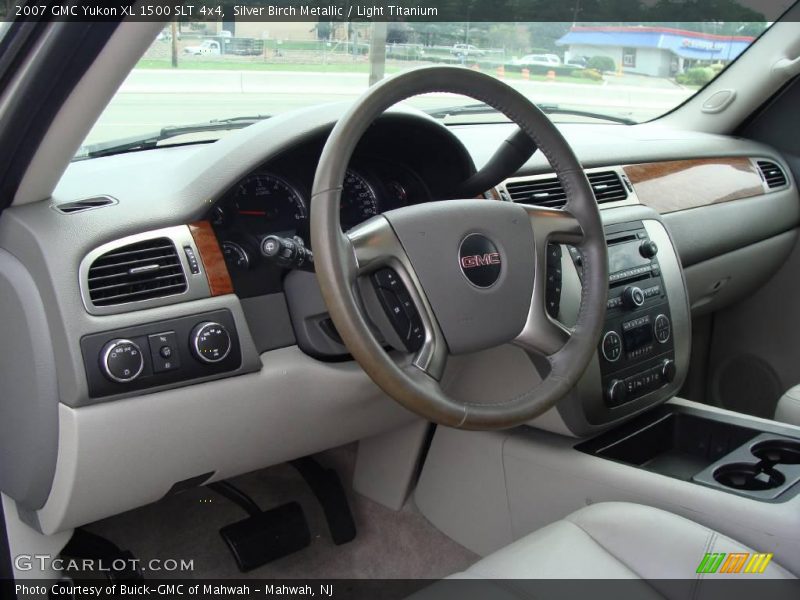 Silver Birch Metallic / Light Titanium 2007 GMC Yukon XL 1500 SLT 4x4