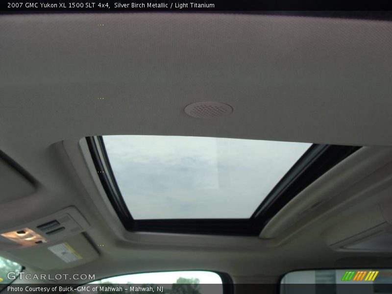 Silver Birch Metallic / Light Titanium 2007 GMC Yukon XL 1500 SLT 4x4