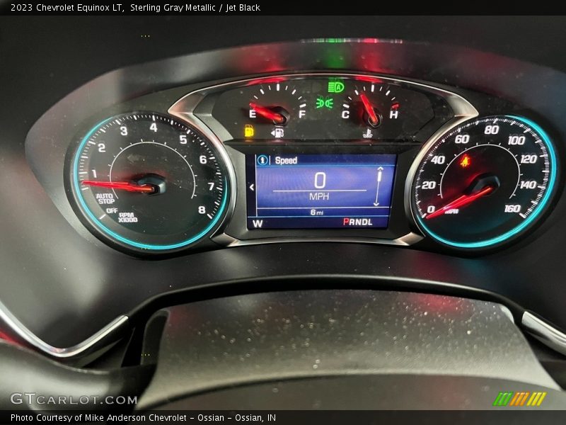 Sterling Gray Metallic / Jet Black 2023 Chevrolet Equinox LT