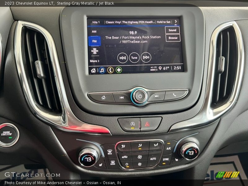 Sterling Gray Metallic / Jet Black 2023 Chevrolet Equinox LT