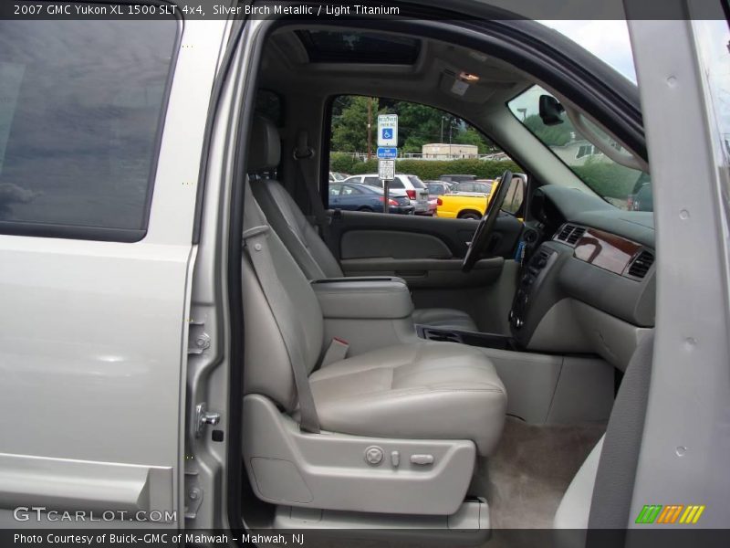 Silver Birch Metallic / Light Titanium 2007 GMC Yukon XL 1500 SLT 4x4