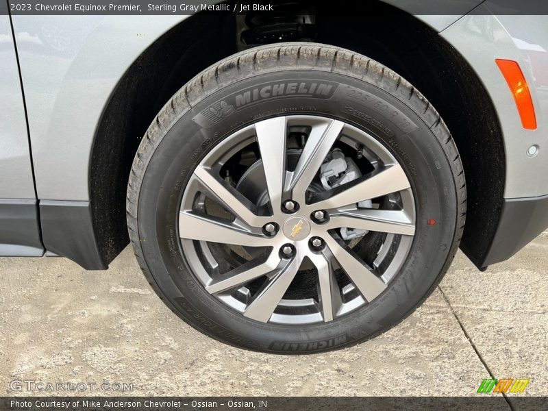 Sterling Gray Metallic / Jet Black 2023 Chevrolet Equinox Premier