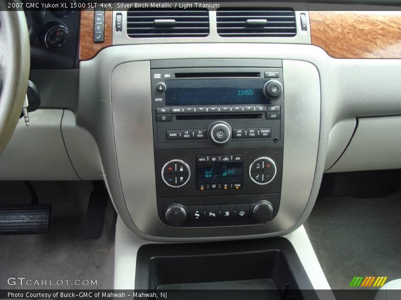 Silver Birch Metallic / Light Titanium 2007 GMC Yukon XL 1500 SLT 4x4