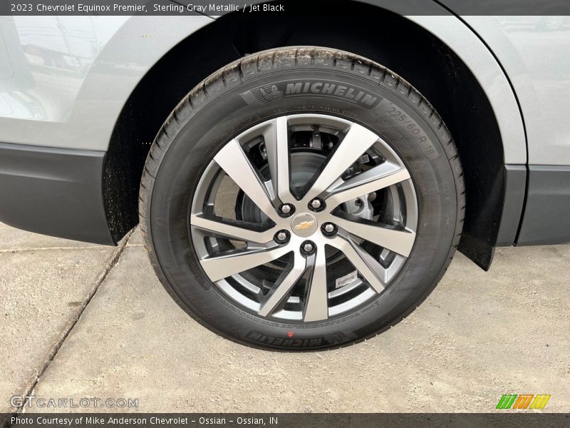 Sterling Gray Metallic / Jet Black 2023 Chevrolet Equinox Premier