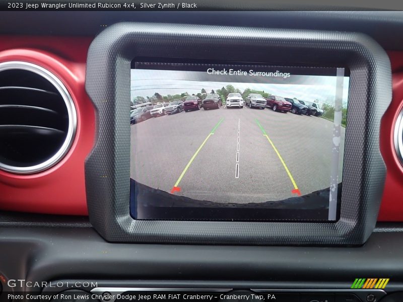 Controls of 2023 Wrangler Unlimited Rubicon 4x4