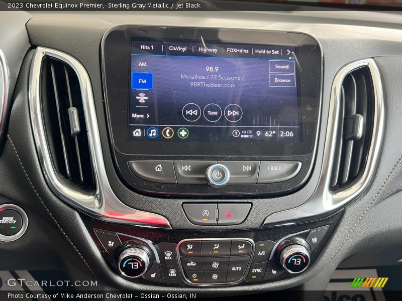 Sterling Gray Metallic / Jet Black 2023 Chevrolet Equinox Premier