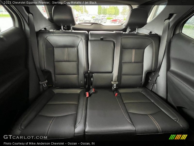 Sterling Gray Metallic / Jet Black 2023 Chevrolet Equinox Premier