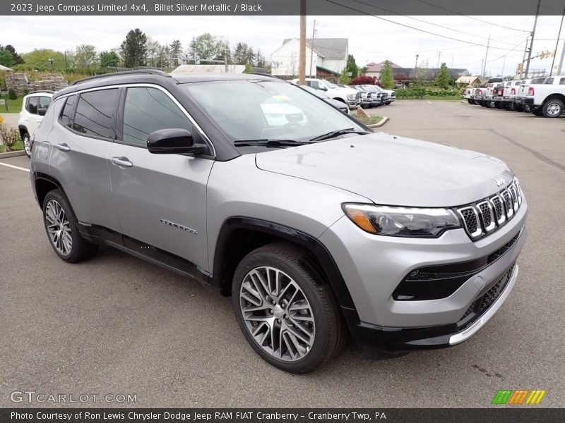 Front 3/4 View of 2023 Compass Limited 4x4