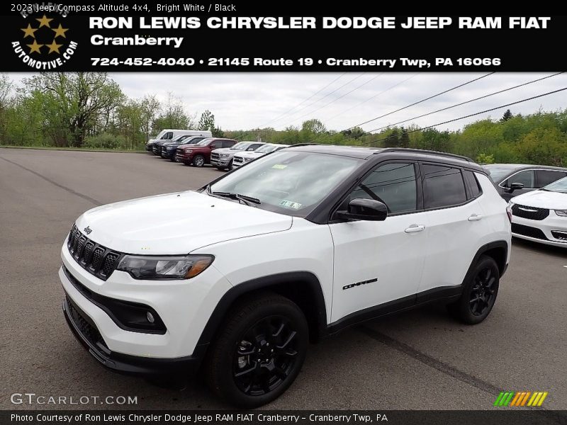 Bright White / Black 2023 Jeep Compass Altitude 4x4
