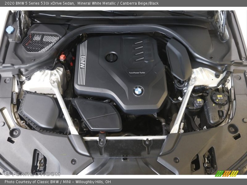 Mineral White Metallic / Canberra Beige/Black 2020 BMW 5 Series 530i xDrive Sedan