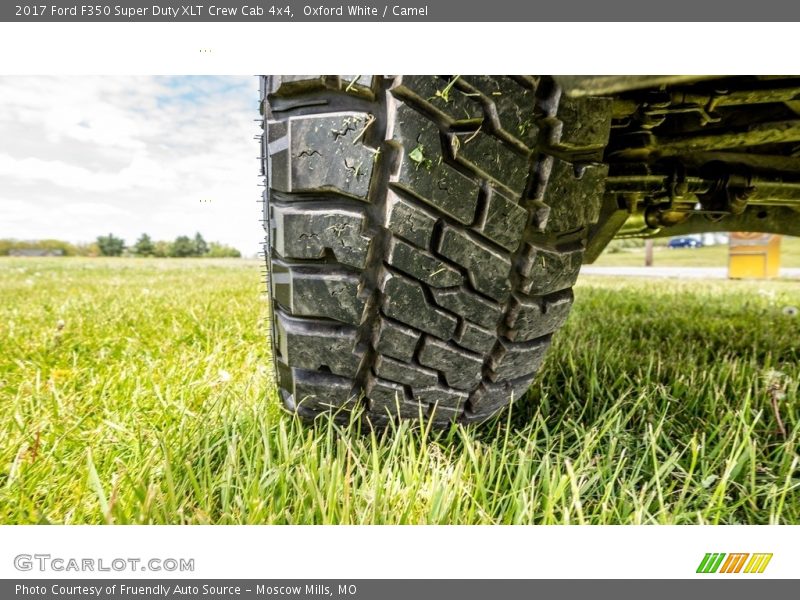 Oxford White / Camel 2017 Ford F350 Super Duty XLT Crew Cab 4x4