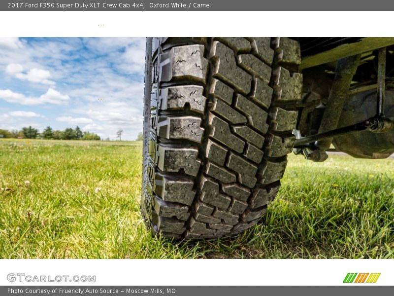 Oxford White / Camel 2017 Ford F350 Super Duty XLT Crew Cab 4x4
