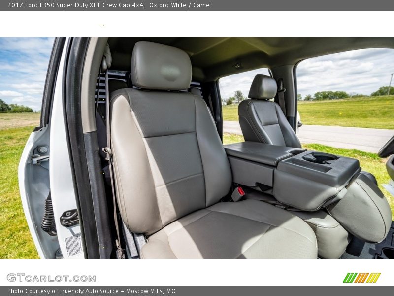 Oxford White / Camel 2017 Ford F350 Super Duty XLT Crew Cab 4x4