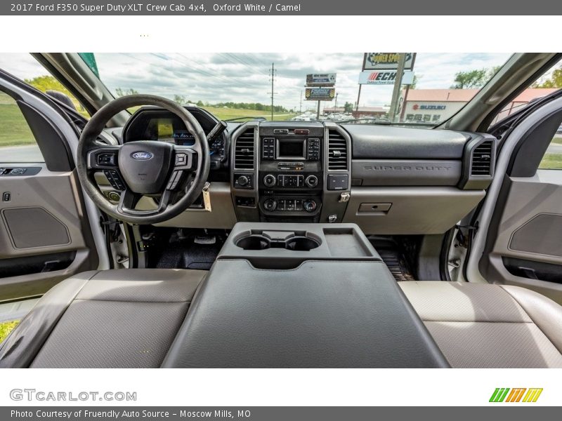 Oxford White / Camel 2017 Ford F350 Super Duty XLT Crew Cab 4x4