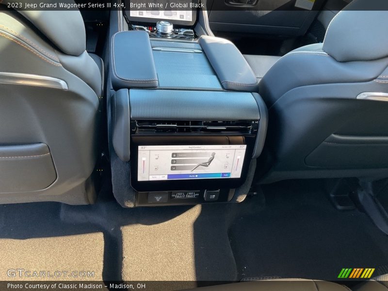 Bright White / Global Black 2023 Jeep Grand Wagoneer Series III 4x4