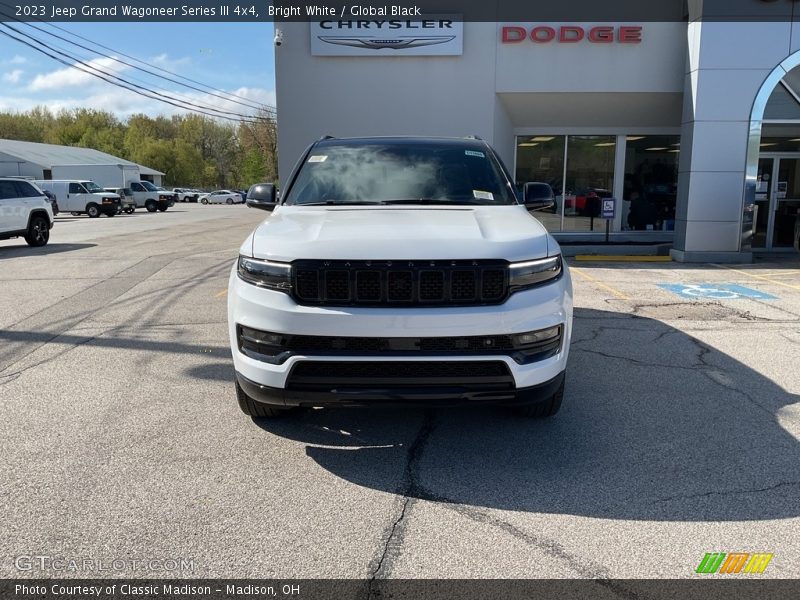 Bright White / Global Black 2023 Jeep Grand Wagoneer Series III 4x4