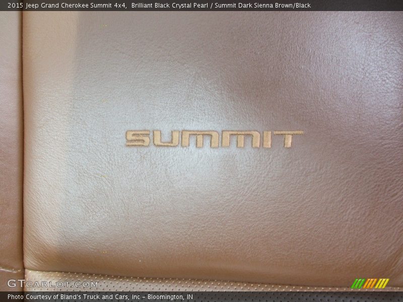  2015 Grand Cherokee Summit 4x4 Logo