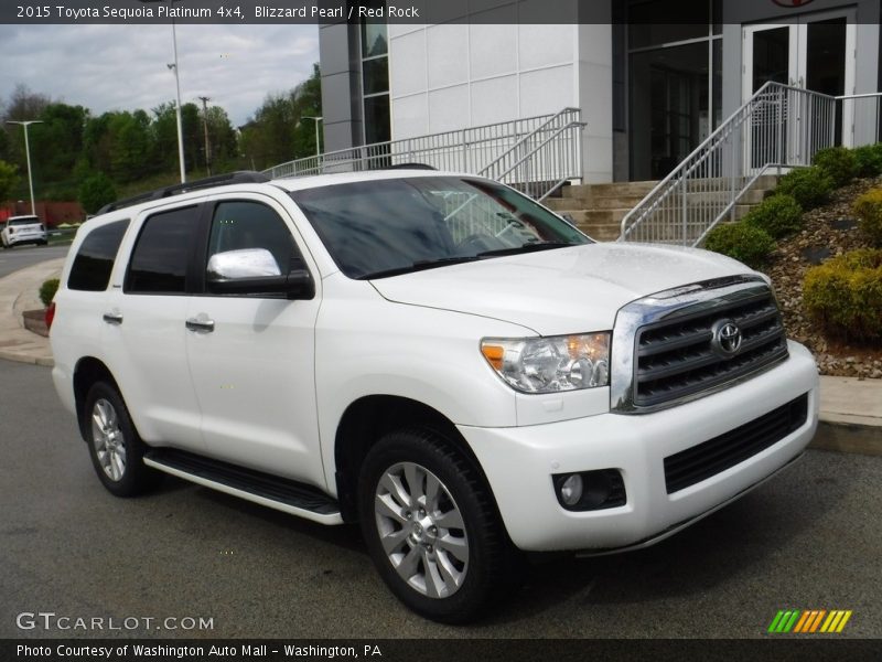 Front 3/4 View of 2015 Sequoia Platinum 4x4