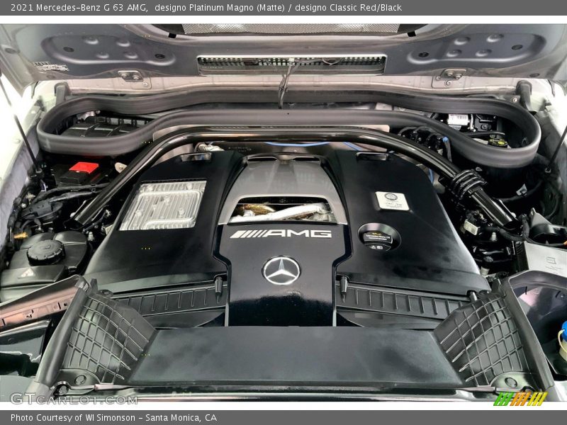 designo Platinum Magno (Matte) / designo Classic Red/Black 2021 Mercedes-Benz G 63 AMG