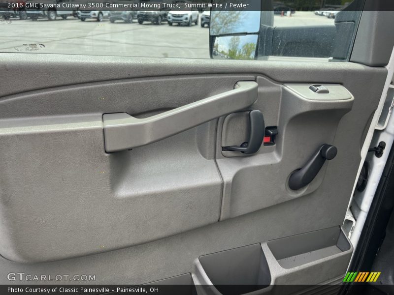 Door Panel of 2016 Savana Cutaway 3500 Commercial Moving Truck