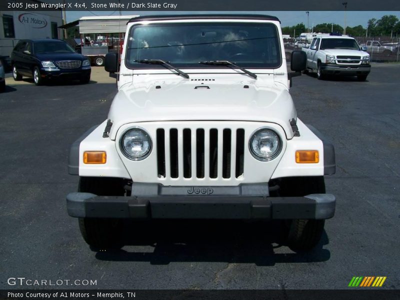 Stone White / Dark Slate Gray 2005 Jeep Wrangler X 4x4