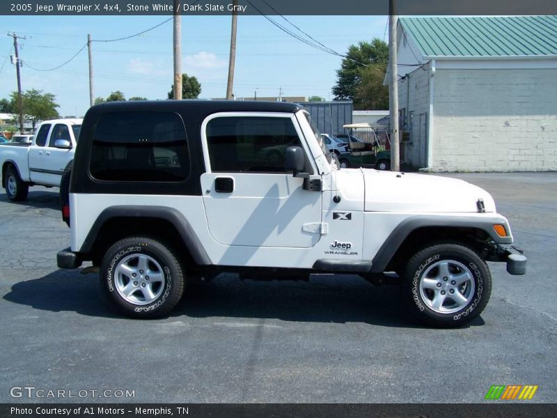 Stone White / Dark Slate Gray 2005 Jeep Wrangler X 4x4