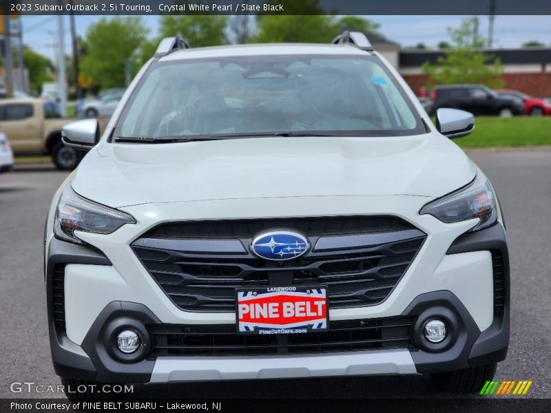 Crystal White Pearl / Slate Black 2023 Subaru Outback 2.5i Touring